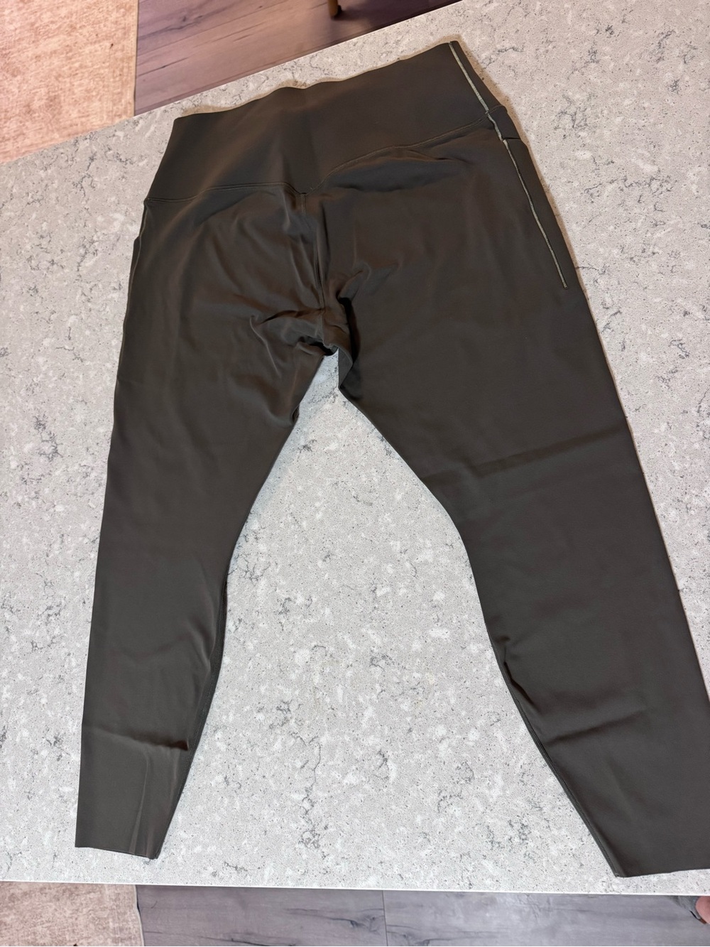 NWOT Nike Olive Green High-Waist Leggings - Picture 3 of 5